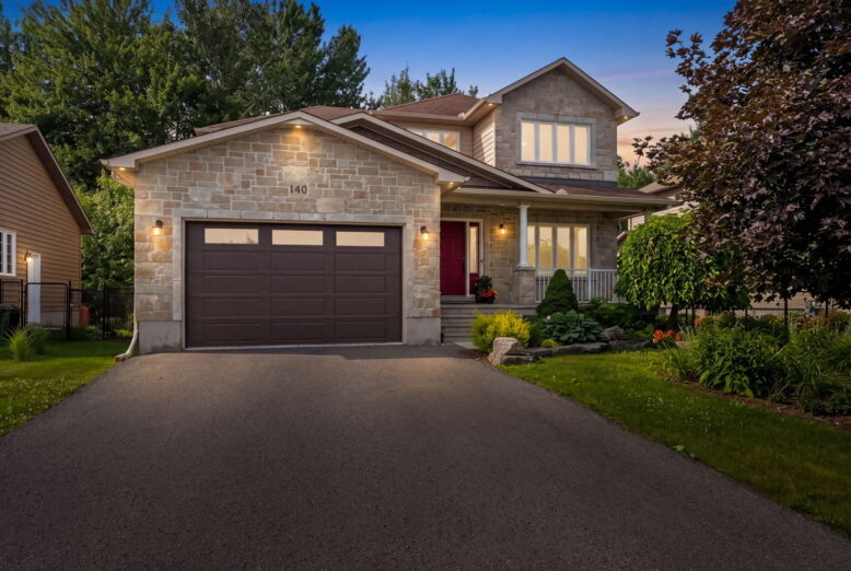 140 Station Trail - $849,900