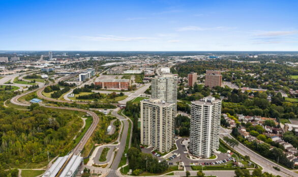 1905-1500 Riverside Dr. - $719,000