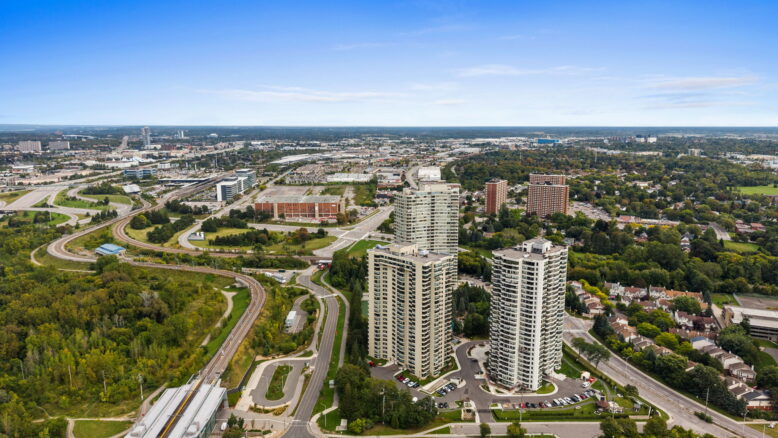 1905-1500 Riverside Dr. -  $719,000